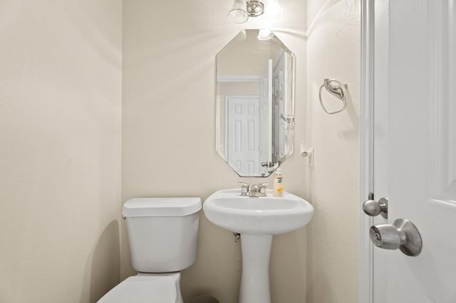 2607 Sunny Shores Drive, Pearland, TX 77584