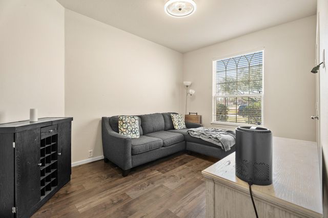 2607 Sunny Shores Drive, Pearland, TX 77584