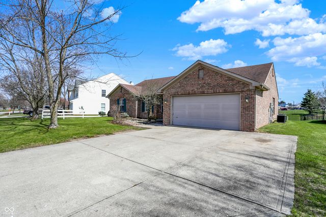 731 Franklin Lakes Boulevard, Franklin, IN 46131
