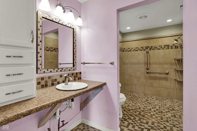 731 Franklin Lakes Boulevard, Franklin, IN 46131