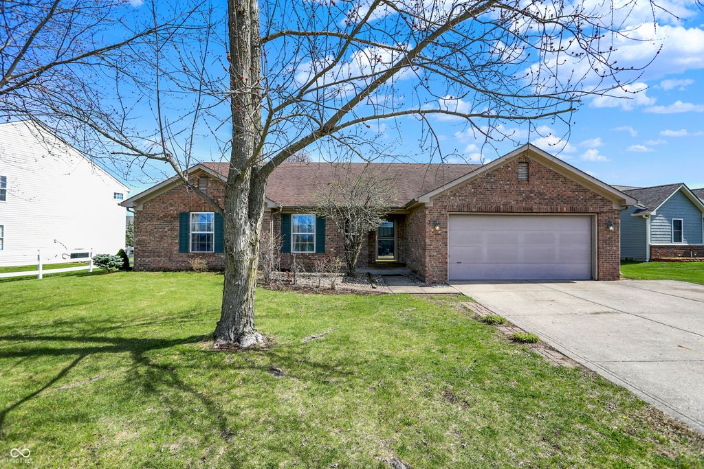 731 Franklin Lakes Boulevard, Franklin, IN 46131