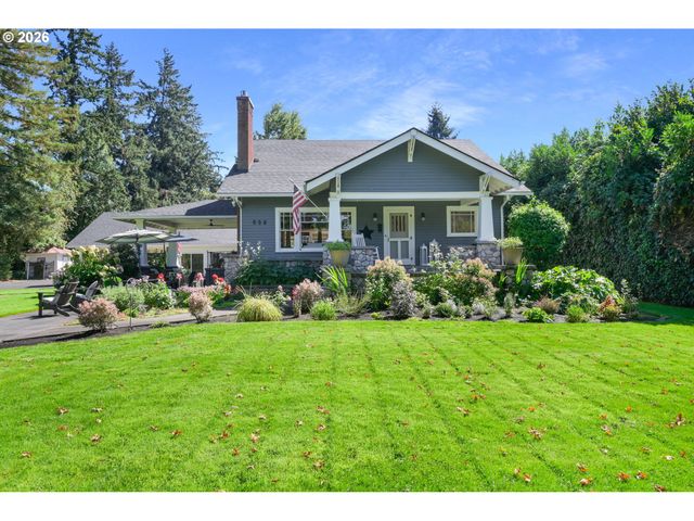 850 E BEACON Dr, Eugene, OR 97404