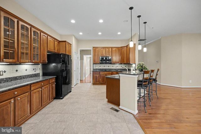 6727 HOLLY FARM LN, Warrenton, VA 20187