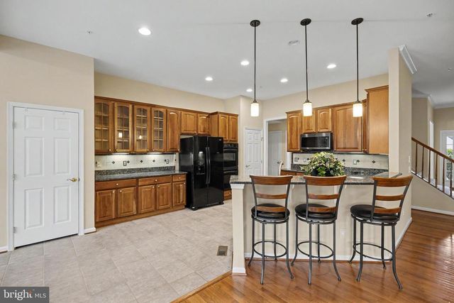 6727 HOLLY FARM LN, Warrenton, VA 20187