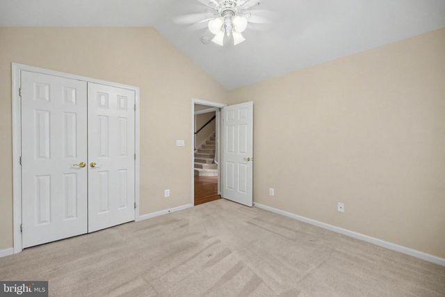 6727 HOLLY FARM LN, Warrenton, VA 20187