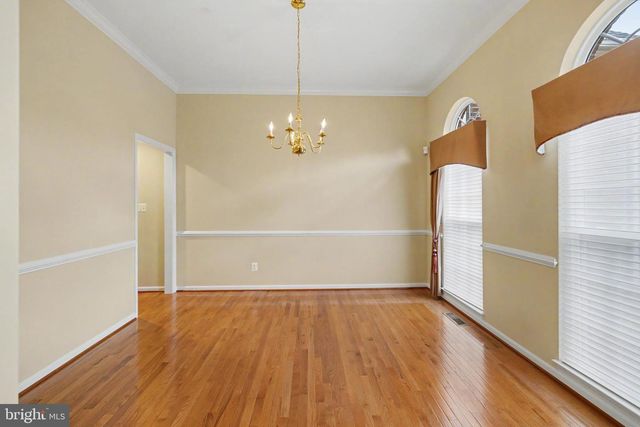 6727 HOLLY FARM LN, Warrenton, VA 20187