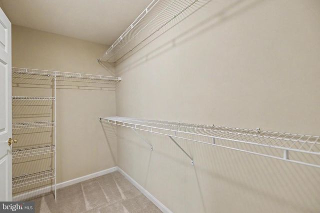 6727 HOLLY FARM LN, Warrenton, VA 20187