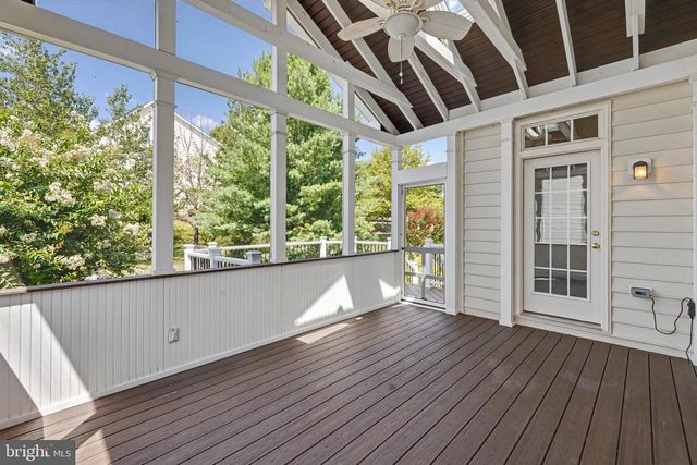 6727 HOLLY FARM LN, Warrenton, VA 20187