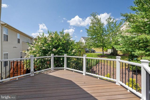 6727 HOLLY FARM LN, Warrenton, VA 20187