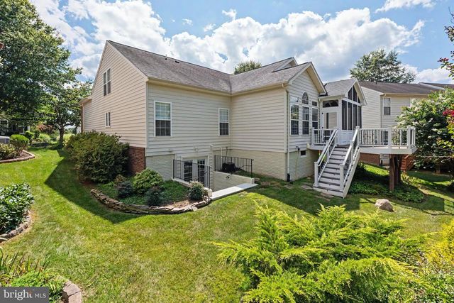 6727 HOLLY FARM LN, Warrenton, VA 20187