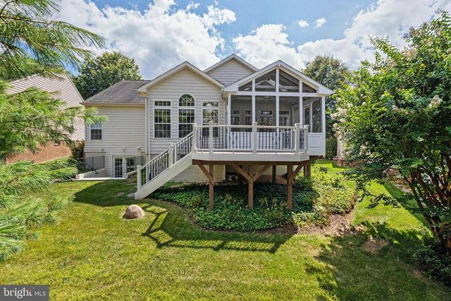 6727 HOLLY FARM LN, Warrenton, VA 20187