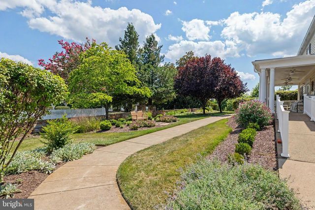 6727 HOLLY FARM LN, Warrenton, VA 20187
