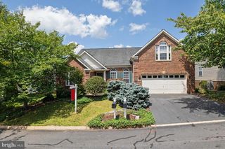 6727 HOLLY FARM LN, Warrenton, VA 20187