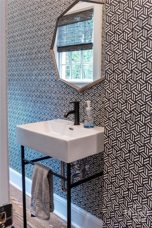 Image 21 of property listing at 390 Milledge Terrace, Athens, GA 30606