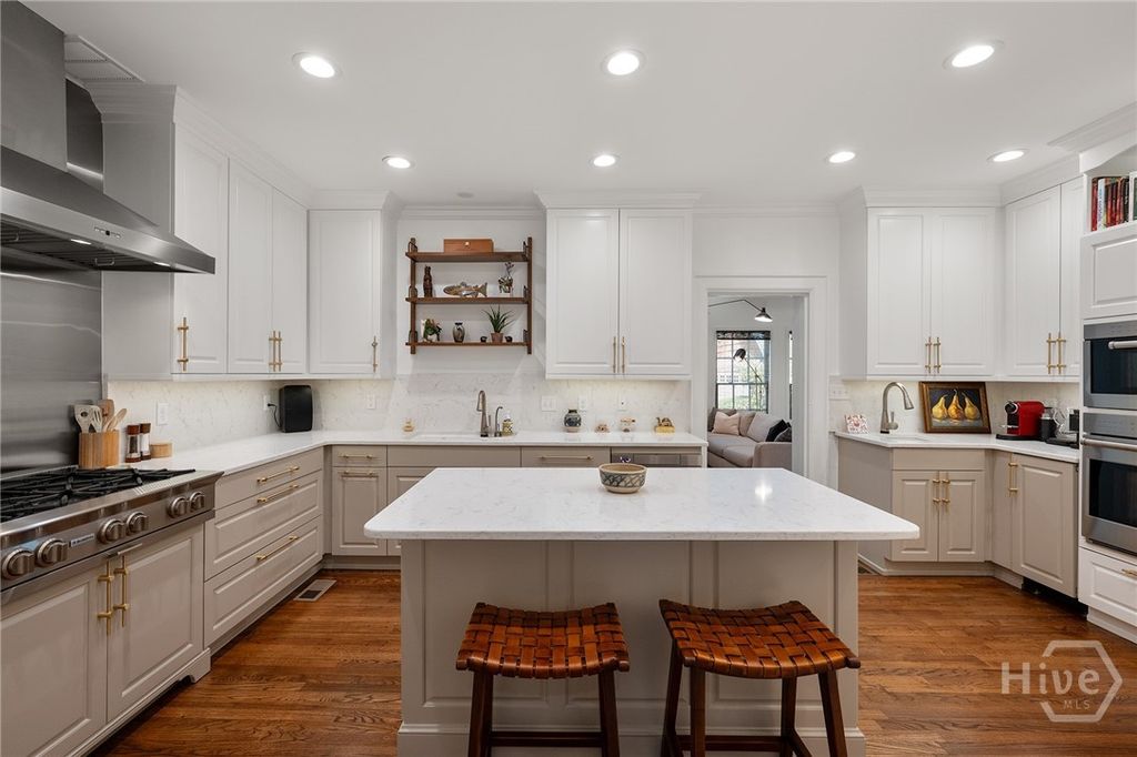 Image 25 of property listing at 390 Milledge Terrace, Athens, GA 30606