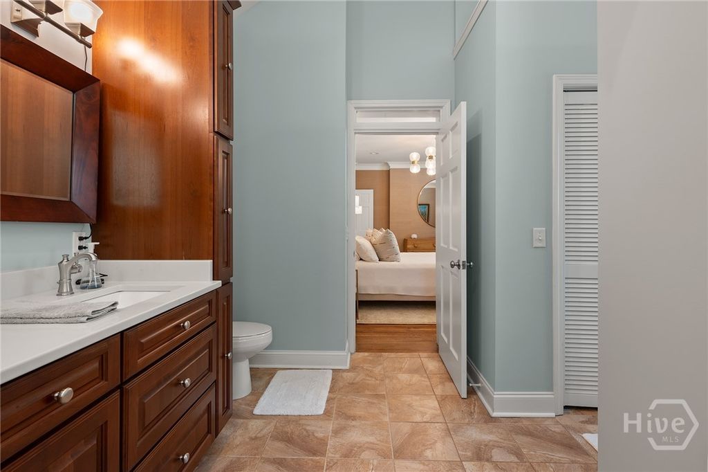 Image 38 of property listing at 390 Milledge Terrace, Athens, GA 30606