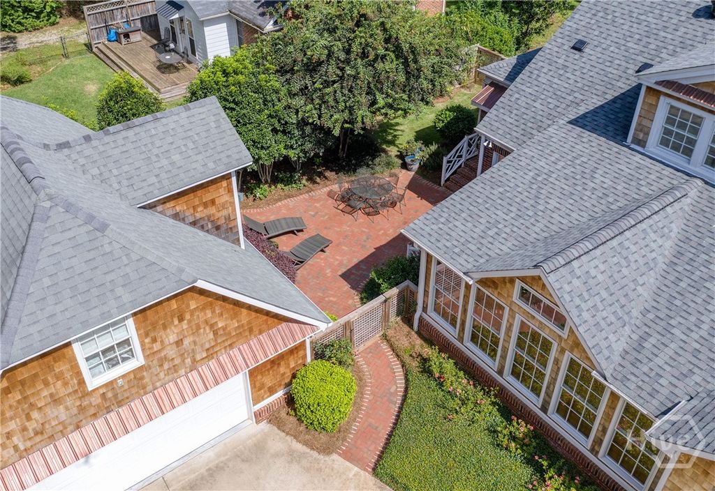 Image 58 of property listing at 390 Milledge Terrace, Athens, GA 30606