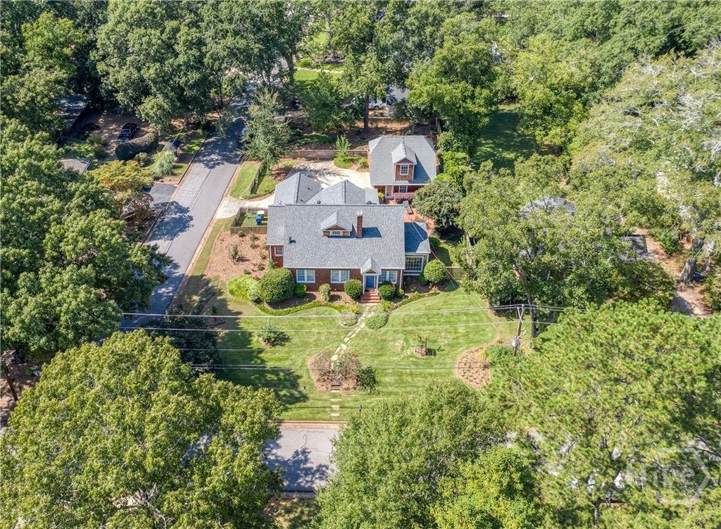 Image 61 of property listing at 390 Milledge Terrace, Athens, GA 30606