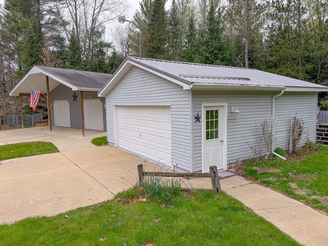 3960 W Clarence Road, Harrison, MI 48625