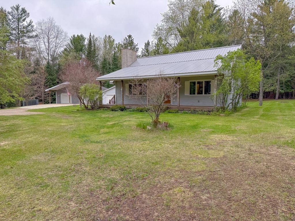 3960 W Clarence Road, Harrison, MI 48625
