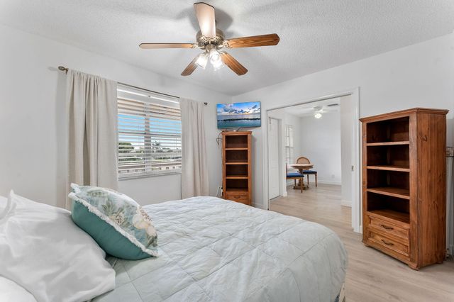 1110 Boxwood Drive 202, Delray Beach, FL 33445