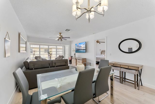 1110 Boxwood Drive 202, Delray Beach, FL 33445