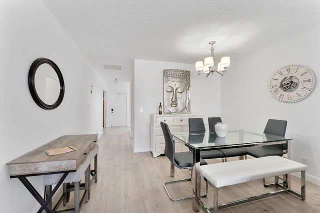 1110 Boxwood Drive 202, Delray Beach, FL 33445
