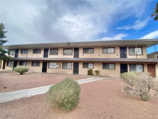 3712 Royal Crest Street 8, Las Vegas, NV 89119
