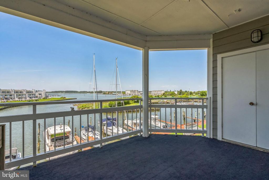 432 OYSTER COVE DR, Grasonville, MD 21638