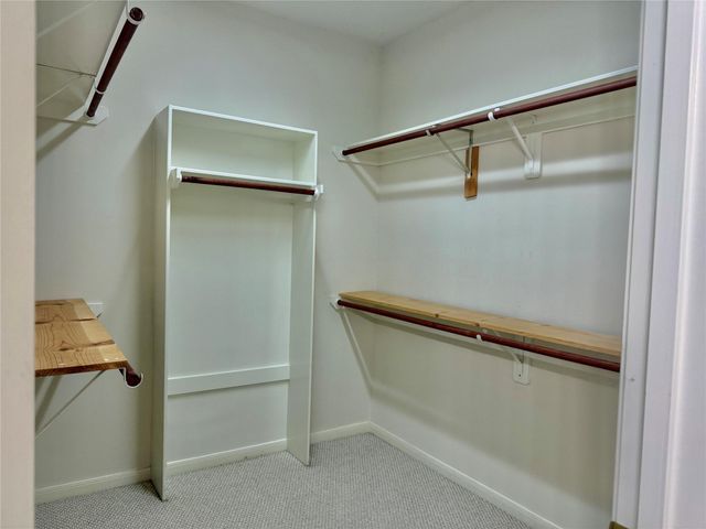 90 N Country Gate, Conroe, TX 77384