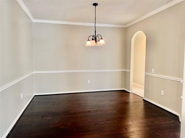 90 N Country Gate, Conroe, TX 77384