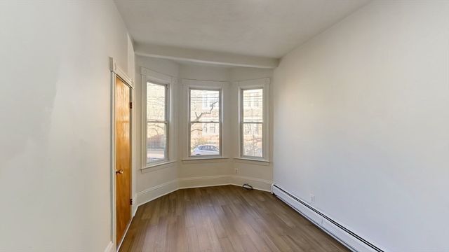 254 Windsor St. 1L, Cambridge, MA 02139
