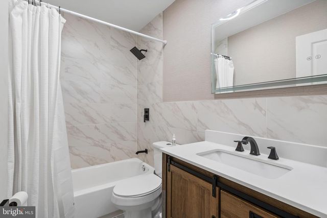 50 BUCKHILL RD, Albrightsville, PA 18210