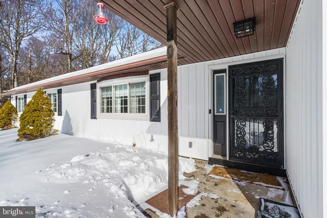 50 BUCKHILL RD, Albrightsville, PA 18210