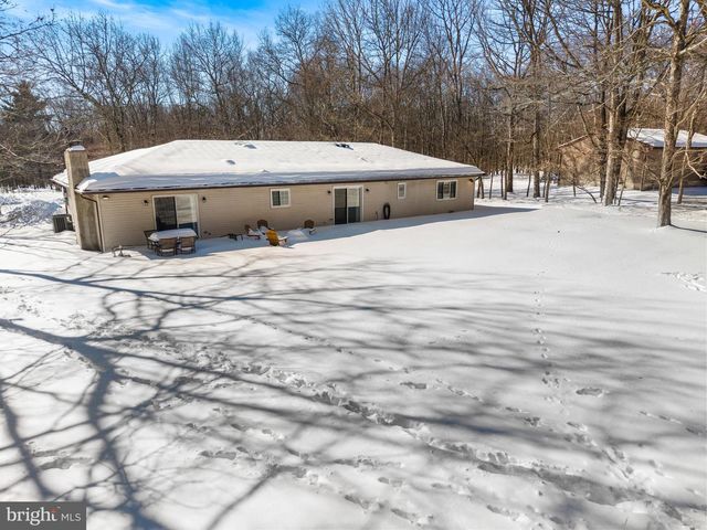 50 BUCKHILL RD, Albrightsville, PA 18210