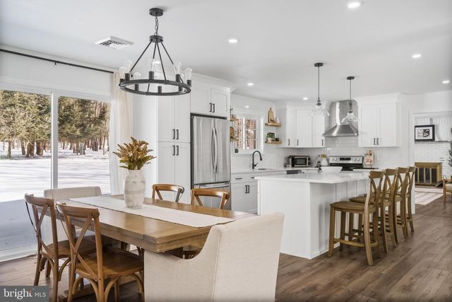 50 BUCKHILL RD, Albrightsville, PA 18210