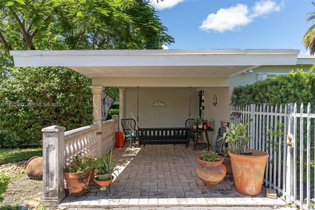 9981 SW 15th Ter, Miami, FL 33174