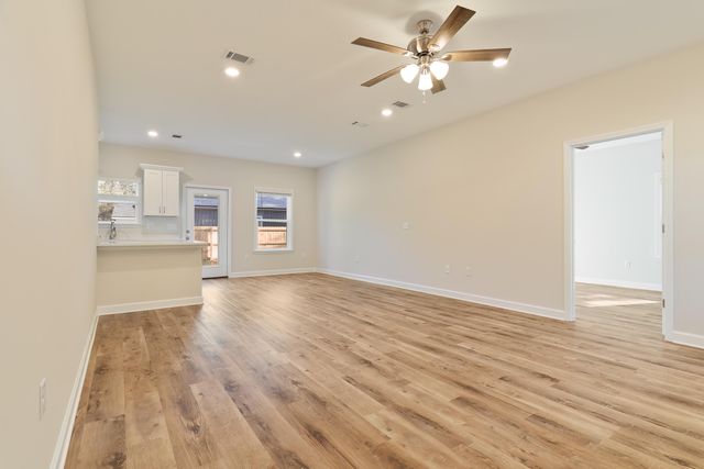 6192 Winstead Cove, Crestview, FL 32539