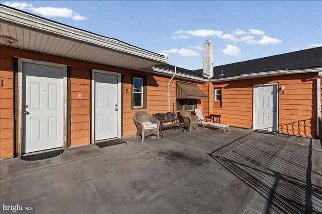 94 E BROWNING RD, Bellmawr, NJ 08031
