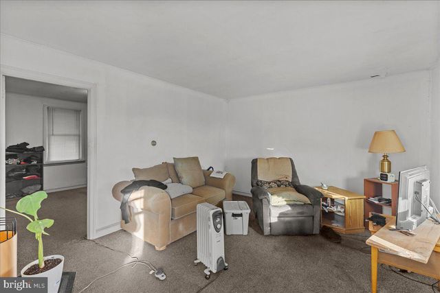 94 E BROWNING RD, Bellmawr, NJ 08031