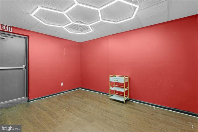 94 E BROWNING RD, Bellmawr, NJ 08031