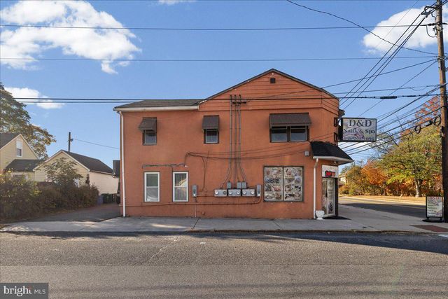94 E BROWNING RD, Bellmawr, NJ 08031
