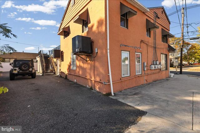 94 E BROWNING RD, Bellmawr, NJ 08031