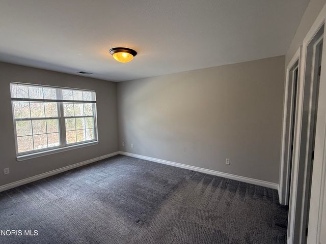 6409 Triple Crown Lane, Toledo, OH 43615
