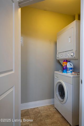 2415 Brownsboro Rd, Louisville, KY 40206