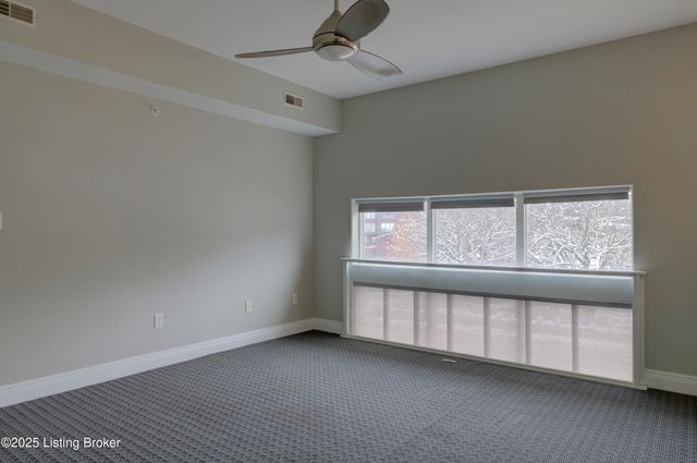 2415 Brownsboro Rd, Louisville, KY 40206