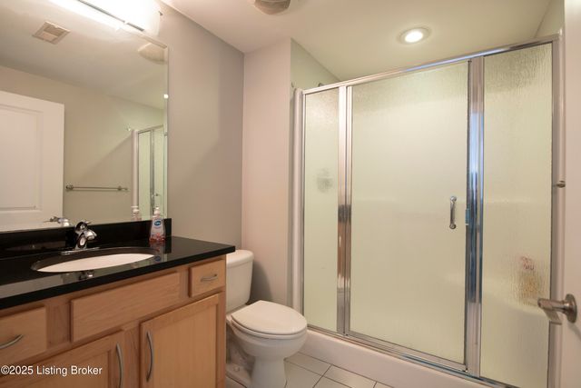 2415 Brownsboro Rd, Louisville, KY 40206