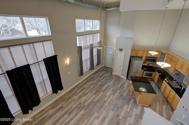 2415 Brownsboro Rd, Louisville, KY 40206