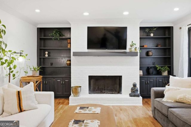1465 Dallas Circle SW, Marietta, GA 30064