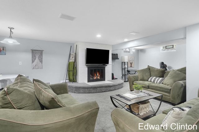 2024 7th Street Nw, City Of Grand Rapids, MI 49504